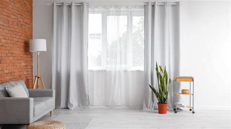 How To Install Drapes With Command Strips 